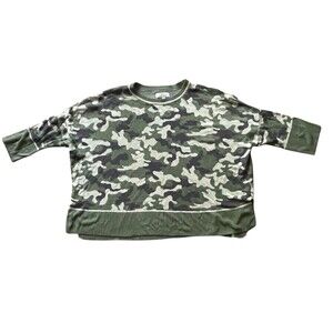 Women’s 3X Camo Raglan Crop Top Sweater New Directions Brand